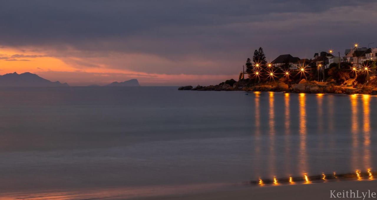 Paradise On The Bay Fish Hoek Exterior photo